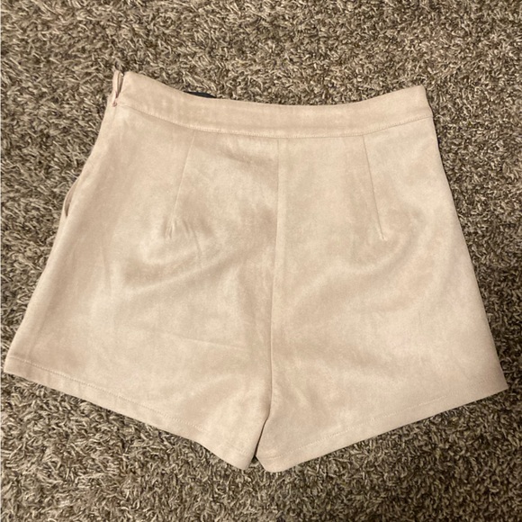 Misguided tan skirt - Picture 9 of 14